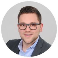 Daniel, Data Analyst
